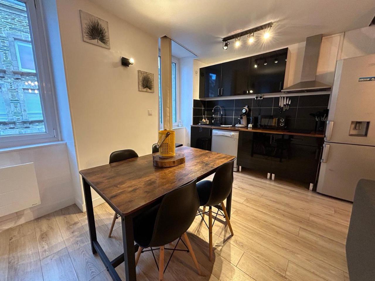 Apartament La Casa Tres - Cosy In The Very Centre Port Cherbourg-en-Cotentin Zewnętrze zdjęcie