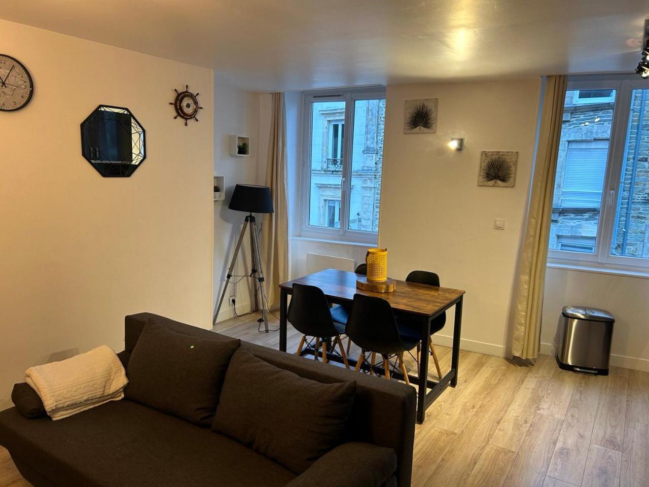 Apartament La Casa Tres - Cosy In The Very Centre Port Cherbourg-en-Cotentin Zewnętrze zdjęcie