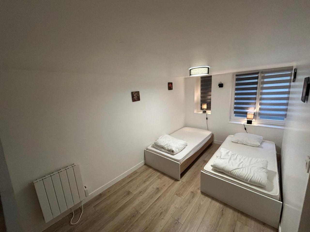 Apartament La Casa Tres - Cosy In The Very Centre Port Cherbourg-en-Cotentin Zewnętrze zdjęcie