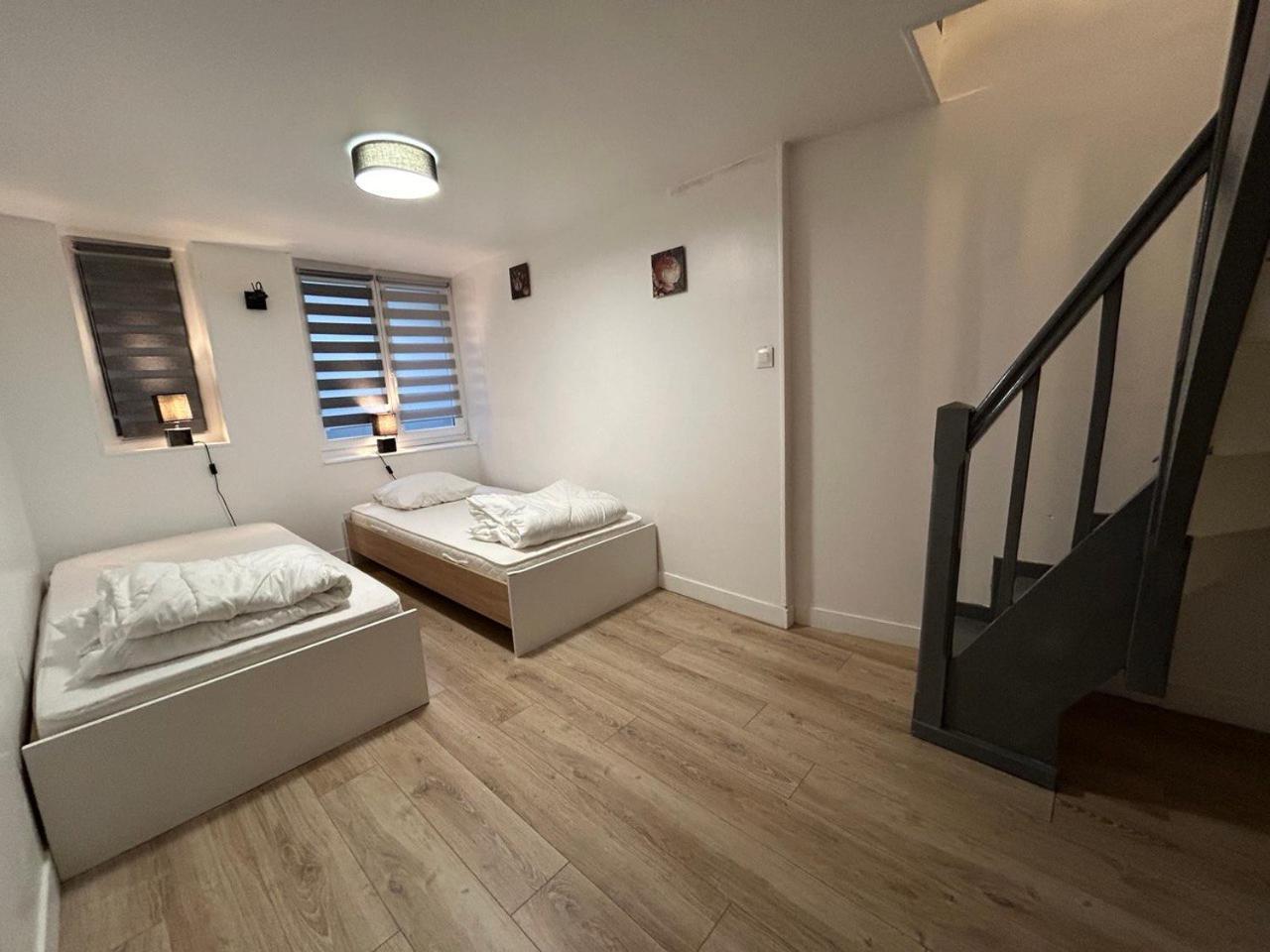 Apartament La Casa Tres - Cosy In The Very Centre Port Cherbourg-en-Cotentin Zewnętrze zdjęcie